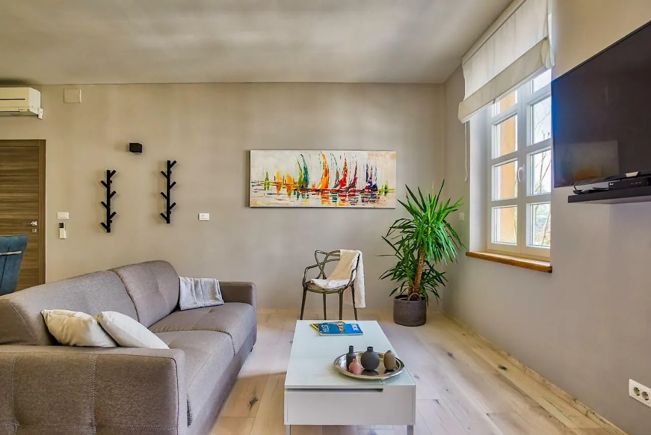 Parkside Studio Apartments With Free Parking Pula Chorwacja