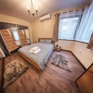 design-1bdr-apartment-in-top-center-free-parking.sofiahotelsbg.com/