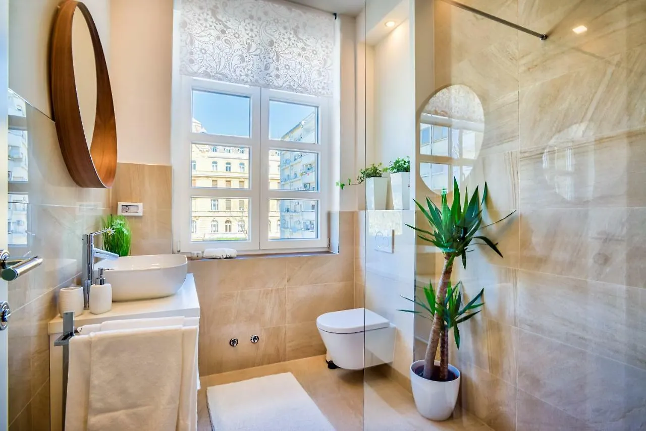 Parkside Studio Apartments With Free Parking Pula